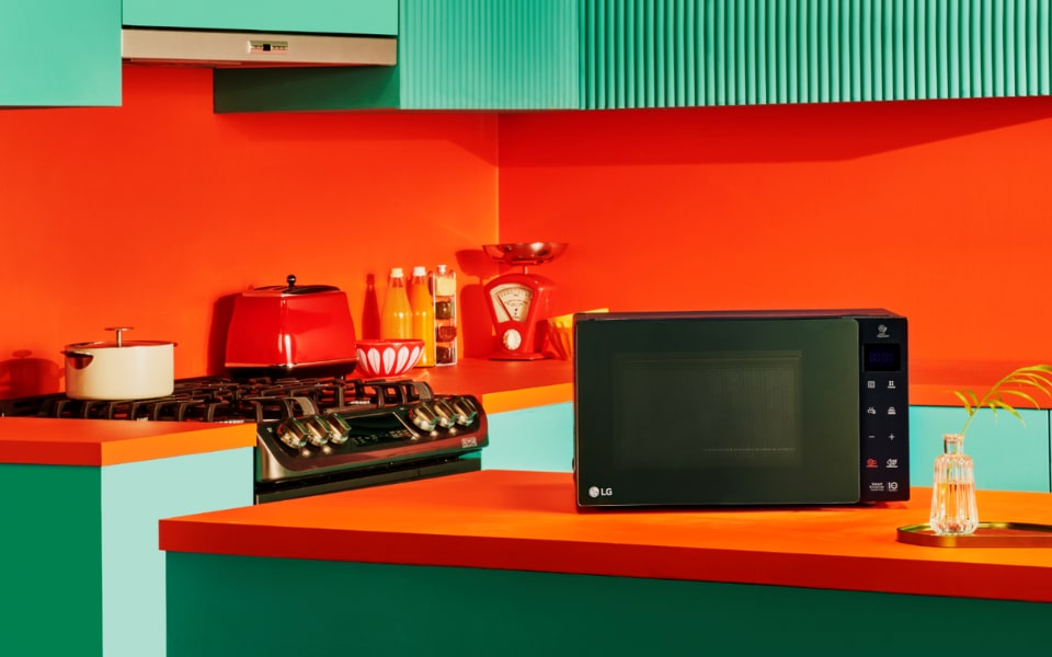 LG Microwave Oven