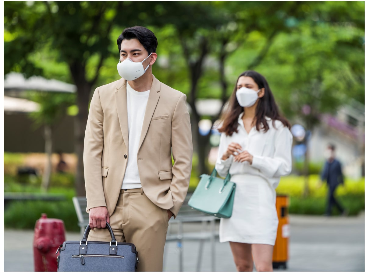 LG Wearable Air Purifier Gen 2
                    