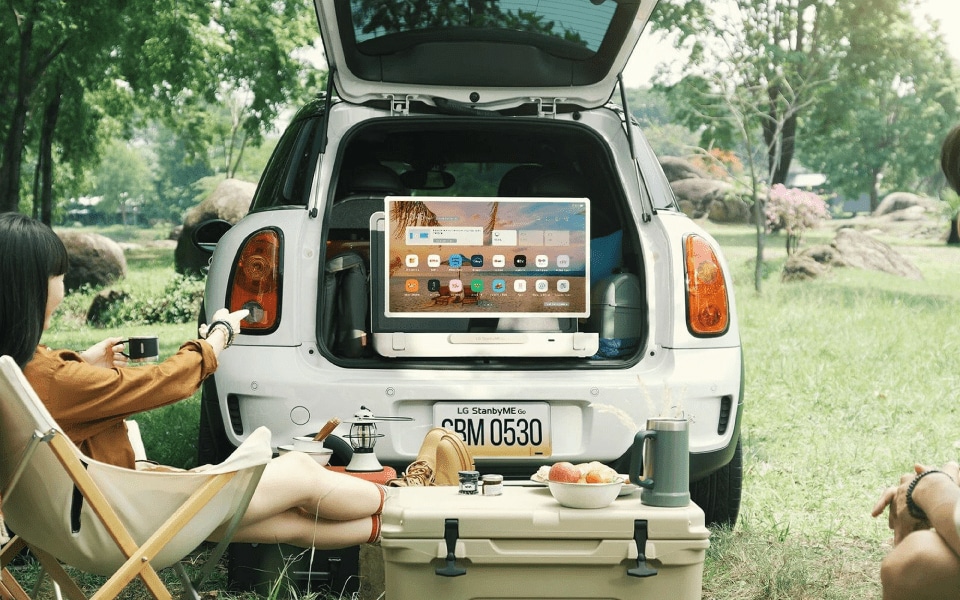 LG StanbyME Go Camping