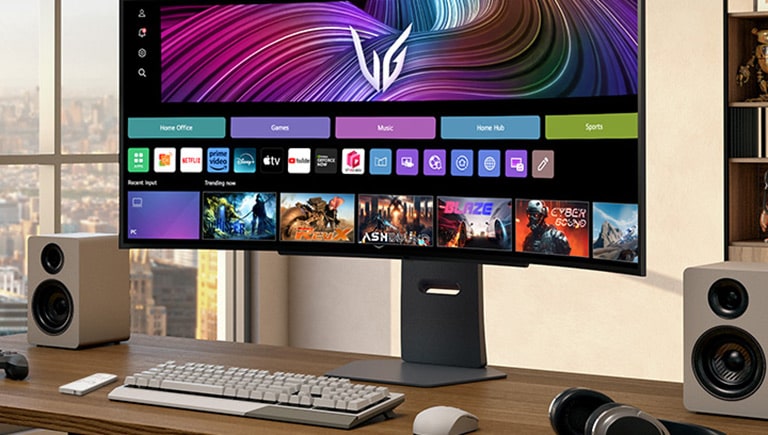 Изглед отпред на геймърския монитор UltraGear? 39gx90sa.