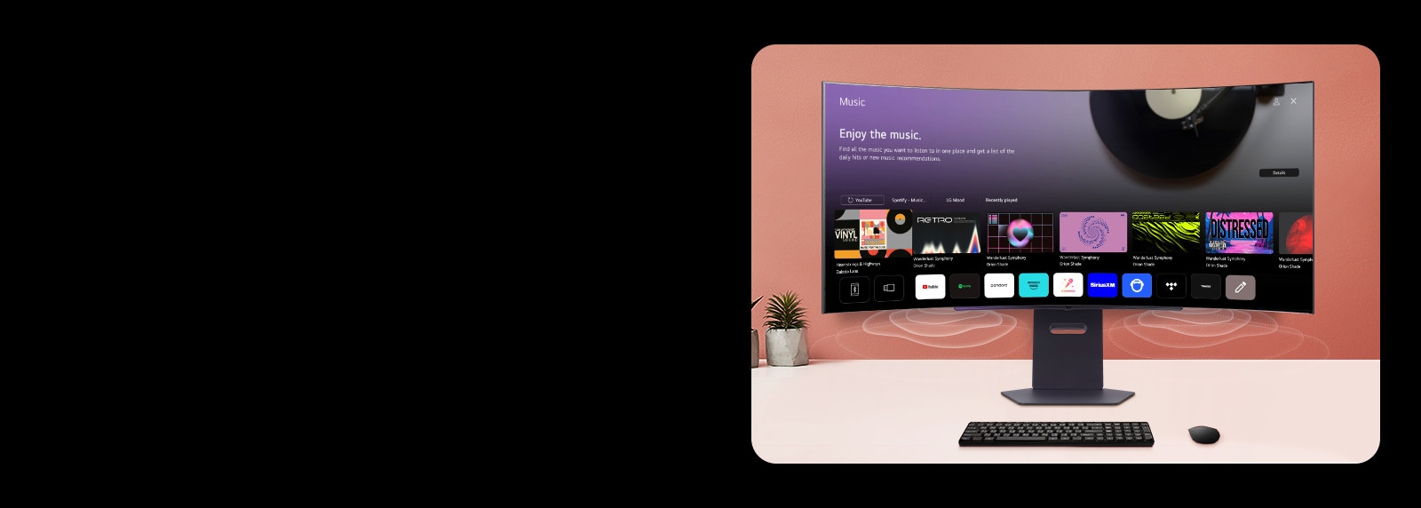 Поставеният на масата екран на смарт монитора показва екрана на приложението MUSIC APP.	