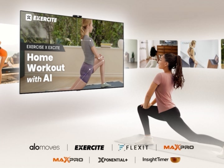 Eine Frau trainiert, w?hrend sie Trainingsvideos auf LG TV ansieht, mit verschiedenen Fitnessinhalten wie Yoga und Meditation, die über den Bildschirm wischen und LG TV als vielseitigen Fitnessbegleiter pr?sentieren.