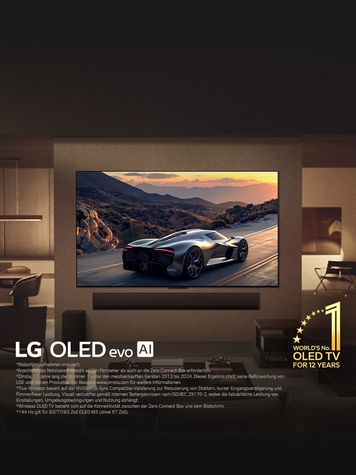 Klassisches Wohnzimmer mit wandmontiertem LG OLED evo M5 TV. Darunter befindet sich eine LG Soundbar. Die Zero Connect Box steht versteckt unter einem Beistelltisch. Es sind keinerlei Kabel sichtbar, was die True-Wireless-Technologie des Fernsehger?ts unterstreicht. Das Emblem des seit 12 Jahren weltweit führenden OLED TVs und das Logo des LG OLED evo AI sind zu sehen. 