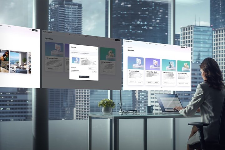 Esta imagem captura uma cena de um administrador gerenciando uma solu??o em um laptop, com várias páginas do site da solu??o aparecendo acima.