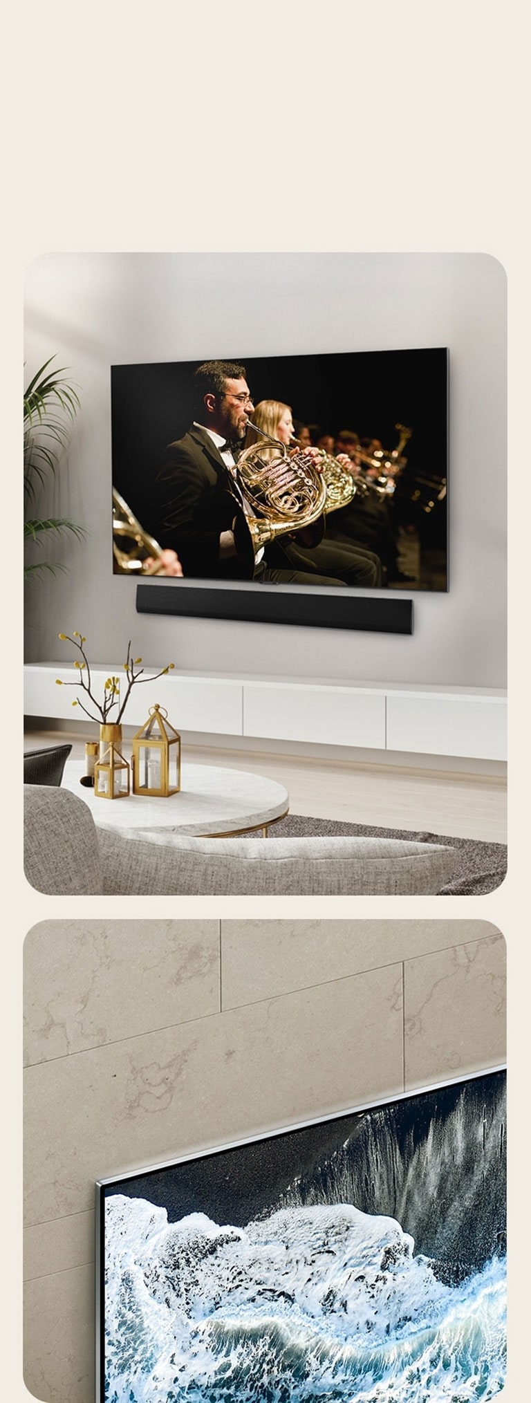 "Vis?o angular da LG OLED G4 contra uma parede de mármore, mostrando como ela se harmoniza com a parede.  Uma imagem da LG OLED G4 e uma LG soundbar em uma sala de estar espa?osa, instalada na parede, com a apresenta??o de uma orquestra sendo reproduzida na tela. "