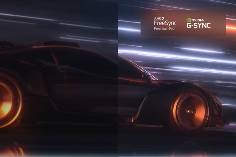 Um vídeo abre com uma cena desfocada de um carro em alta velocidade em um jogo de corrida. A cena é aprimorada, resultando em uma a??o suave e clara. O logotipo FreeSync Premium Pro e logotipo NVIDIA G-SYNC s?o exibidos no canto superior direito.