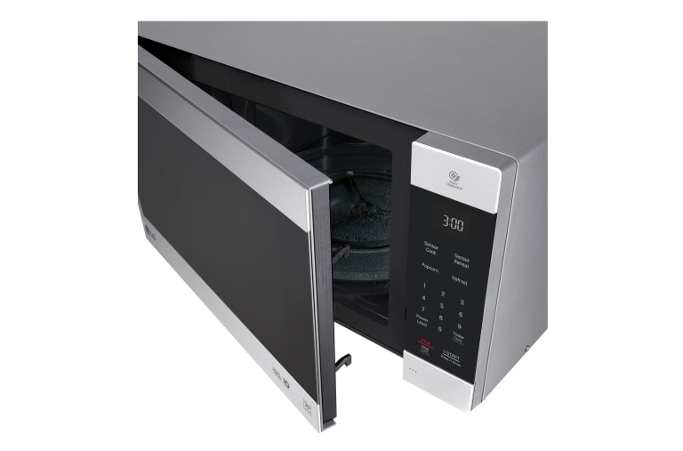 LG 2.0 cu. ft. NeoChef? Countertop Microwave with Smart Inverter and EasyClean?, LMC2075ST