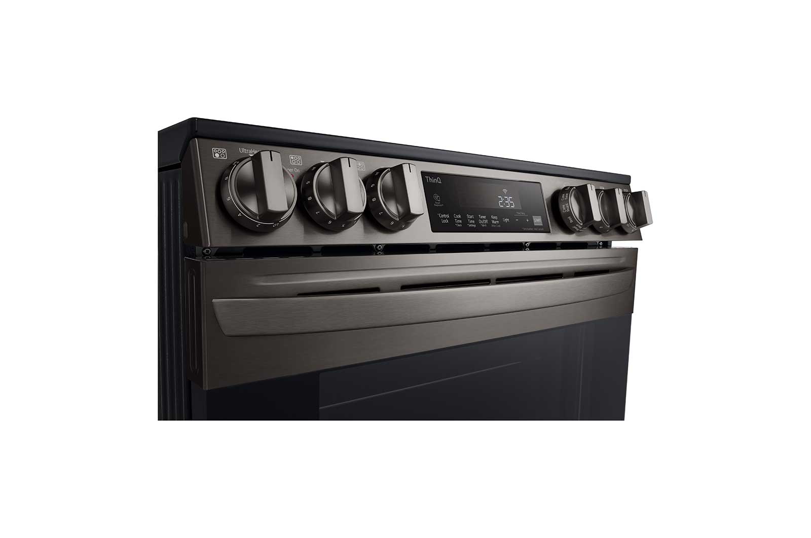 LG Cuisinière encastrable électrique intelligente de 6,3 pi3 en acier inoxydable noir équipé du Wi-Fi, d’une convection par ventilateur et de la technologie Air Fry et EasyClean<sup>MD</sup>., LSEL6333D