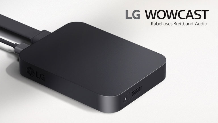 Eine rechtsseitige Schr?gansicht der WOWCAST von oben. WOWCAST wurde vor einem hellgrauen Hintergrund platziert. Das Produktlogo LG WOWCAST befindet sich oberhalb des Textes.