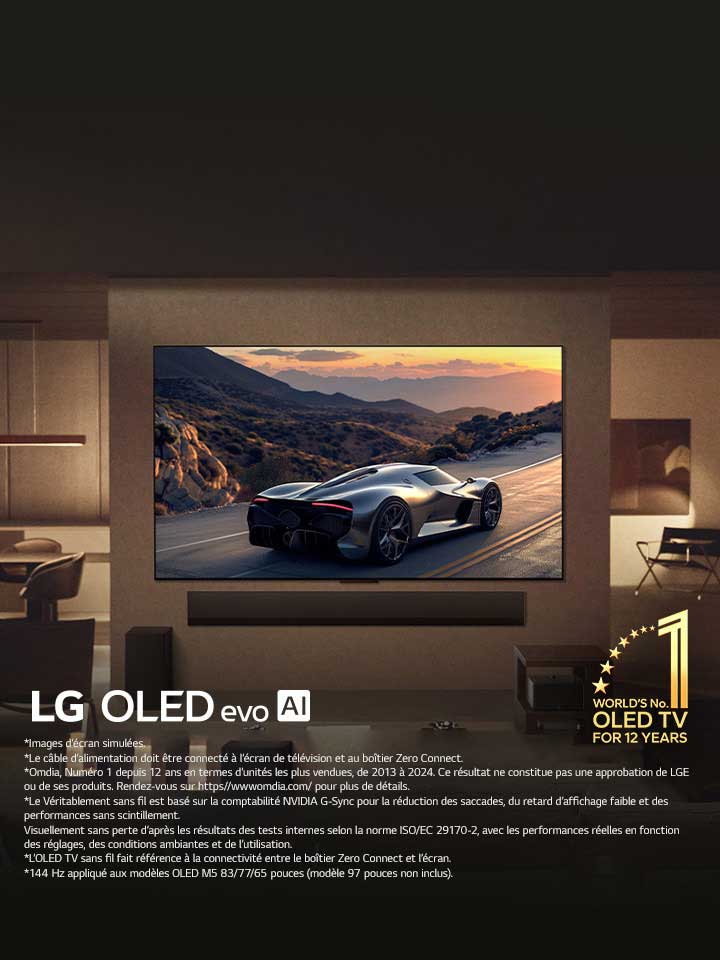 Salon élégant avec la TV LG OLED evo M5 fixée au mur. Une LG Soundbar est en dessous. Bo?tier Zero Connect placé sous une table d’appoint. Aucun cable n’est visible, mettant en valeur la technologie Véritablement sans fil de la TV. L’emblème OLED TV numéro un mondial depuis 12?ans et le logo LG OLED evo AI sont visibles. 