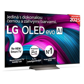 ?elní pohled na LG OLED evo AI C5 4K Smart TV. Na obrazovce je emblém 12 let světové jedni?ky OLED a logo LG OLED evo AI 2025.