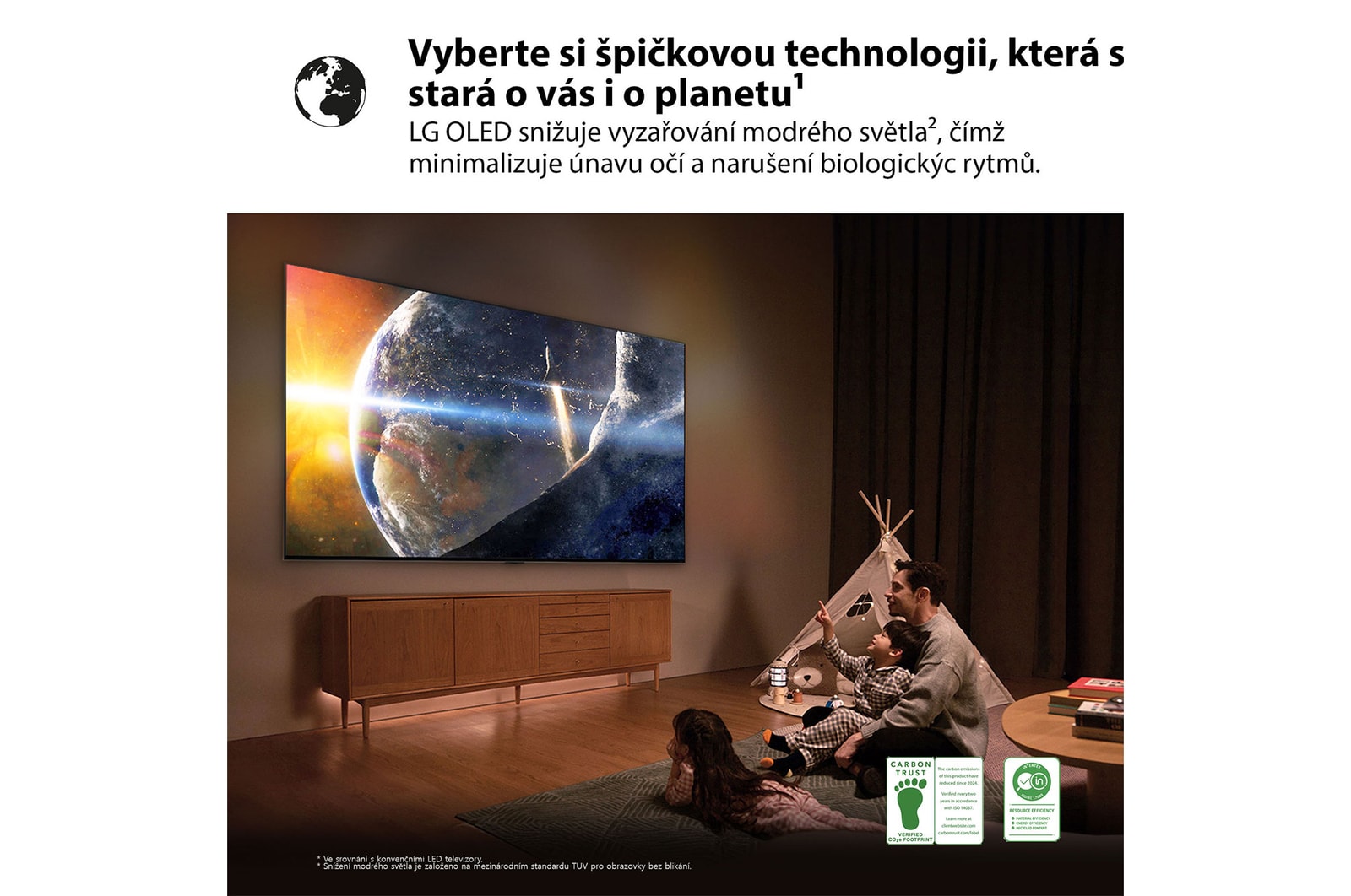 Detail obrazovky televizoru LG OLED TV zobrazující, jak funguje funkce AI Search. Otev?e se malé okno chatu, ve kterém se zobrazí, jak se u?ivatel ptal na nabídku sportovních her. Funkce AI Search reagovala prost?ednictvím chatu a zobrazováním miniatur dostupného obsahu. Zobrazí se také vyzva, abyste se obrátili na Microsoft Copilot. 