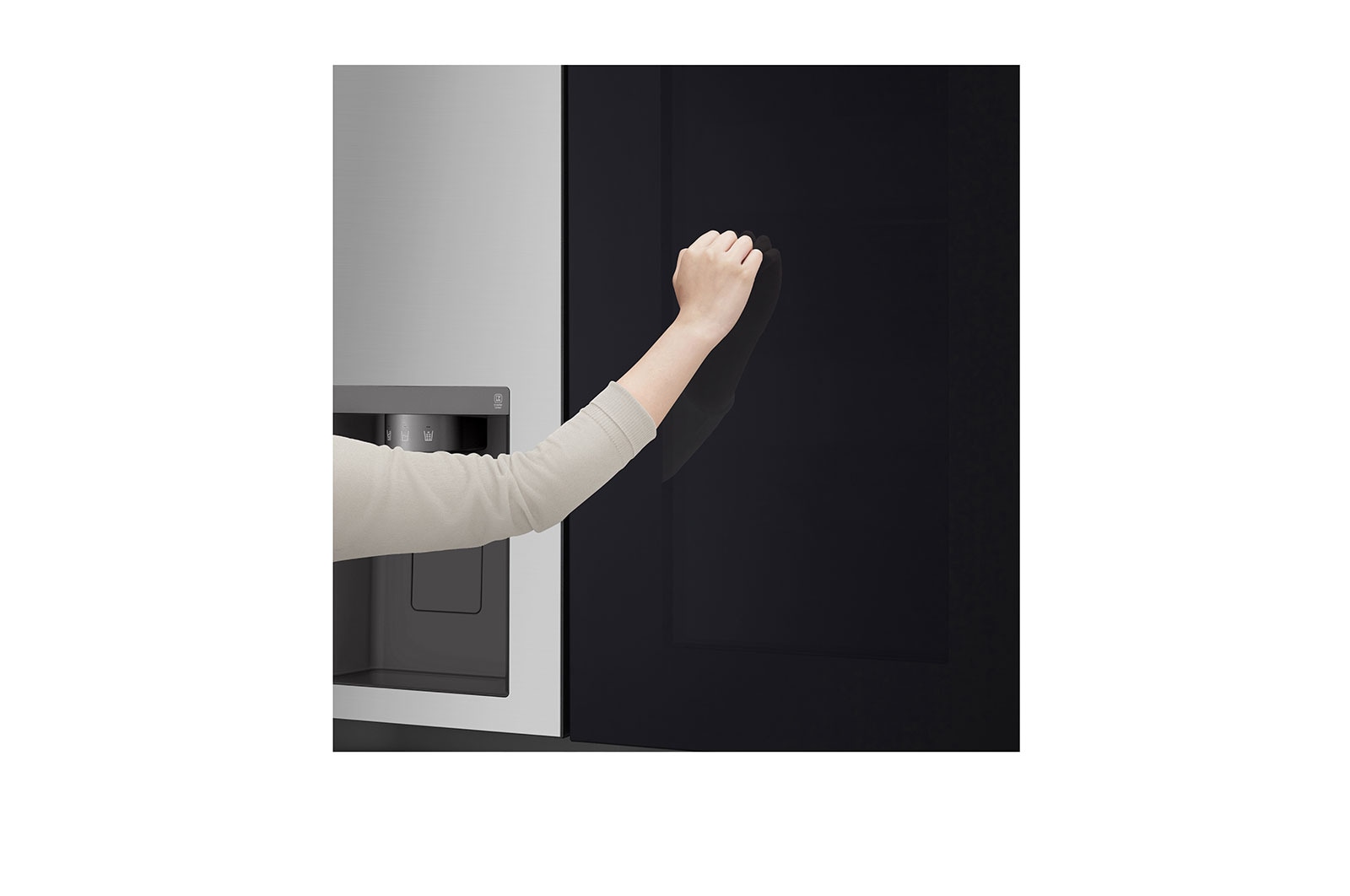 LG Americká chladni?ka LG | D | 635 l | Lineární kompresor | InstaView?, GSGV80PYLD