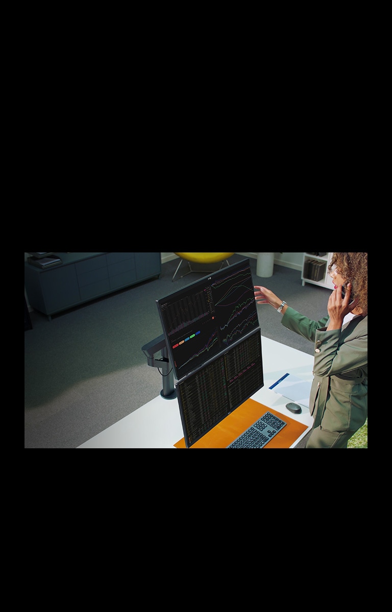 Monitor Ergo Dual pro rychlou a snadnou analyzu více informací
