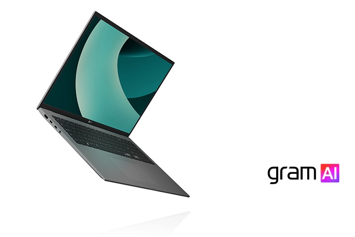 Das Bild zeigt einen LG gram Laptop, der wegen seines ultraleichten Designs hervorgehoben wird. Rechts lautet der Text: ?Herrlich leicht“ mit dem ?gram AI“-Logo darunter.