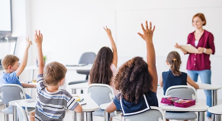 Saubere Luft an Schulen mit LG HLK L?sungen