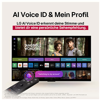 Auf einem LG QNED TV-Bildschirm befindet sich die webOS 25-Startseite, die mit Apps und Unterhaltungsinhalten gefüllt ist. Neben dem Fernseher befindet sich die LG Al Magic Remote. Die Al-Taste ist hervorgehoben, als ob sie durch die Stimme des Benutzers aktiviert würde. Daneben befindet sich eine Sprechblase, die auf mein Konto umschaltet. Der kurze Text erkl?rt, wie Nutzer ihre Stimme mit ihrem pers?nlichen Profil synchronisieren k?nnen, um die Navigation zu erleichtern und personalisierte Empfehlungen zu erhalten.