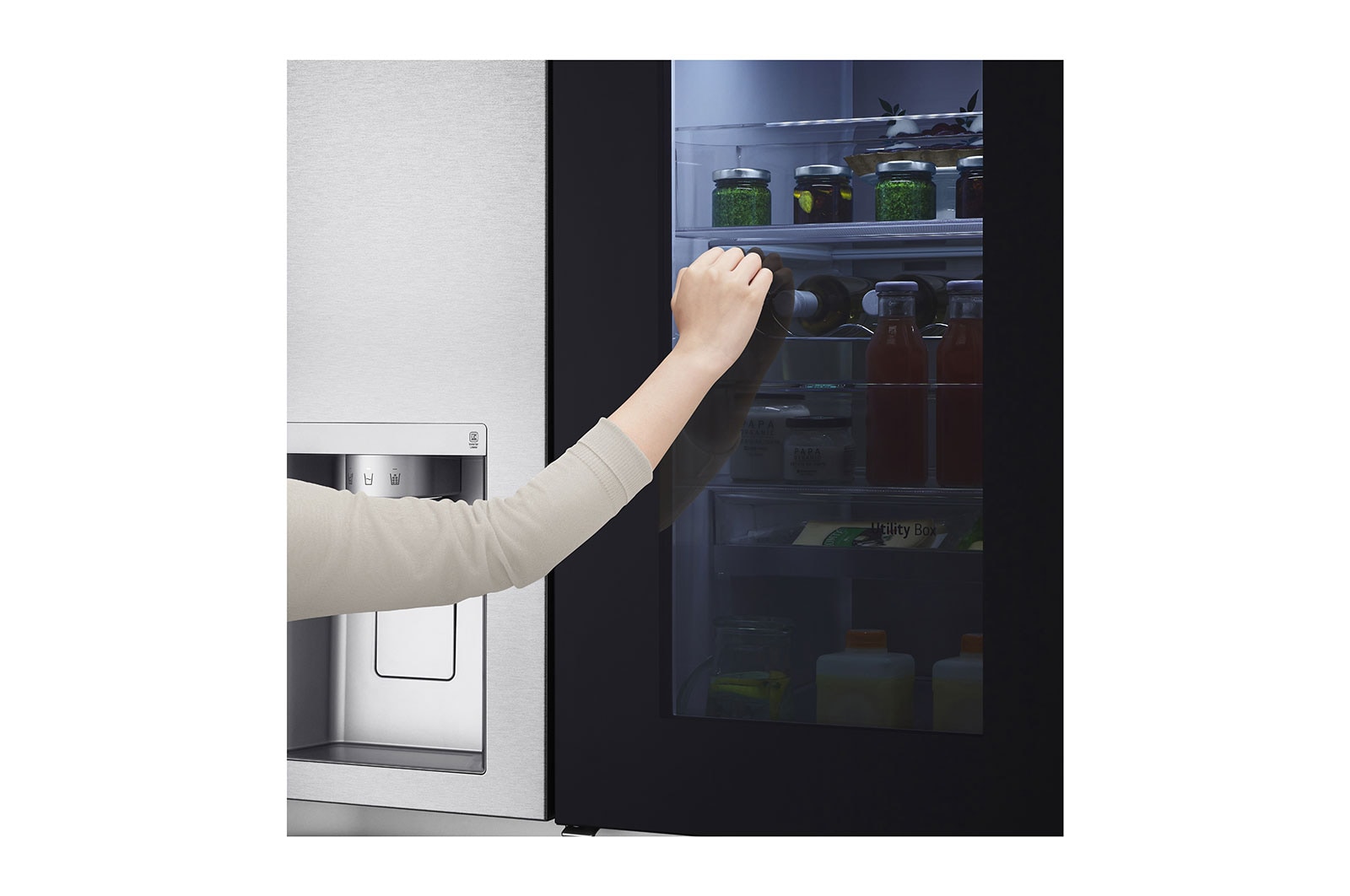 LG 635L InstaView Door in Door? Side by Side (Metal Sorbet), Energiklasse E, Vand-/isdispenser uden vandtilkobling, Smart Diagnosis? med Wi-Fi, GSXV91MBAE