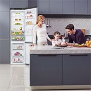 LG Frigorífico Combi Door Cooling+, 2 metros , Clasificación A, capacidad de 419L, Inox antihuellas , serie P-600, GBP62PZNAC