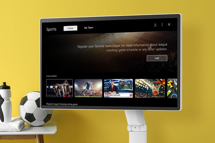 La pantalla del LG Smart TV Swing&Go Touch muestra canales de deportes en directo.