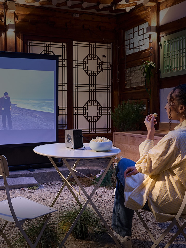 Image de héros avec une personne et des appareils électroménagers LG
