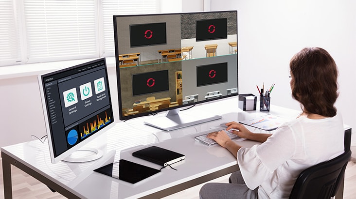 The administrator is managing multiple signage displays simultaneously.