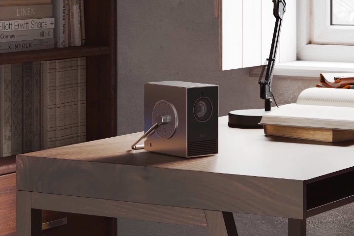 Video of small and modern design of LG CineBeam.	