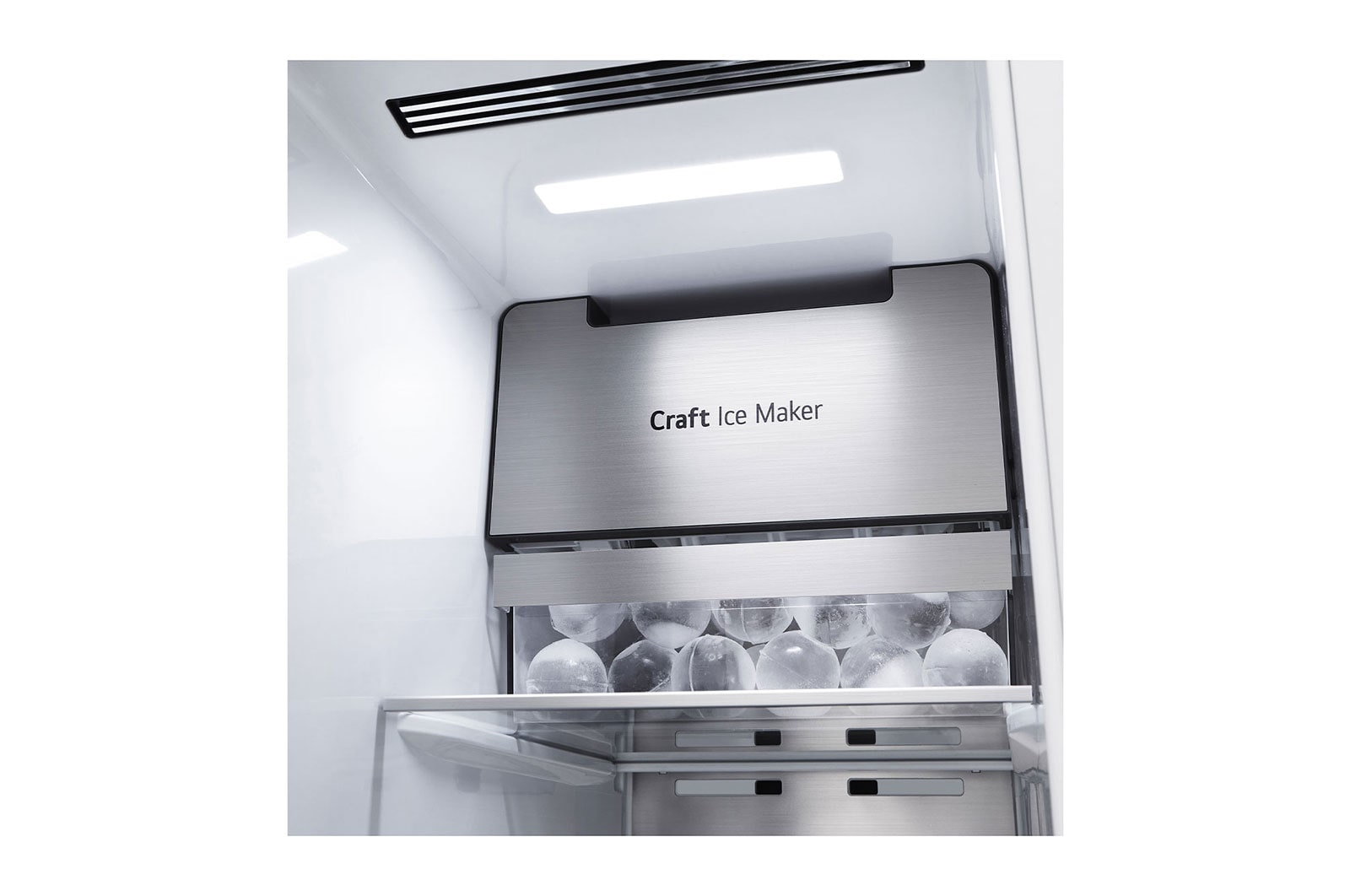 LG InstaView Door-in-Door? Side-by-Side h?t?szekrény DoorCooling+?, Craft Ice? és ThinQ? technológia, 635L kapacitás, GSXV90MCDE