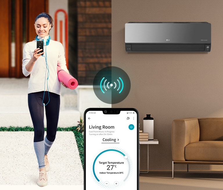 F?nt három ikon jelzi, hogy az ?sszeállítás három képb?l áll. A második, ?Smart Alert” feliratú ikon piros. Egy férfi a padlón ül, és a telefonját nézi, a háttérben a süt? látható. A képerny? bal oldalán egy telefon képerny?jén megjelen? ThinQ alkalmazás képe látható, f?l?tte a wifi ikonnal.