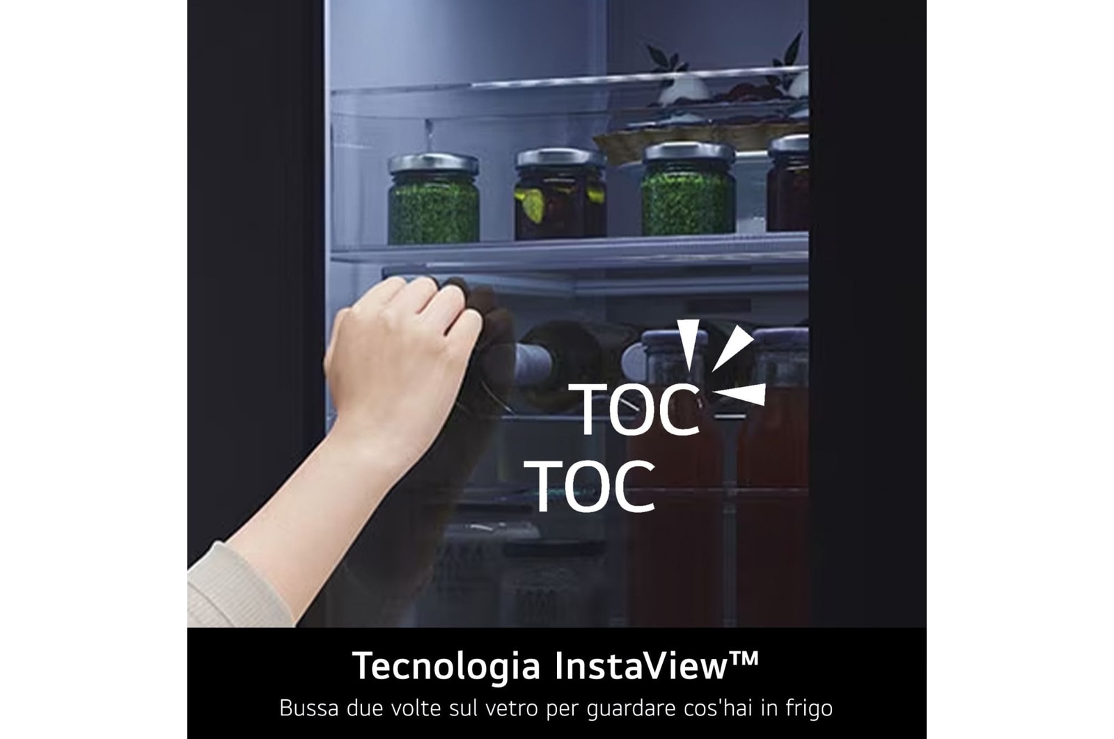 Caratteristica Display esterno full touch da 4,3''