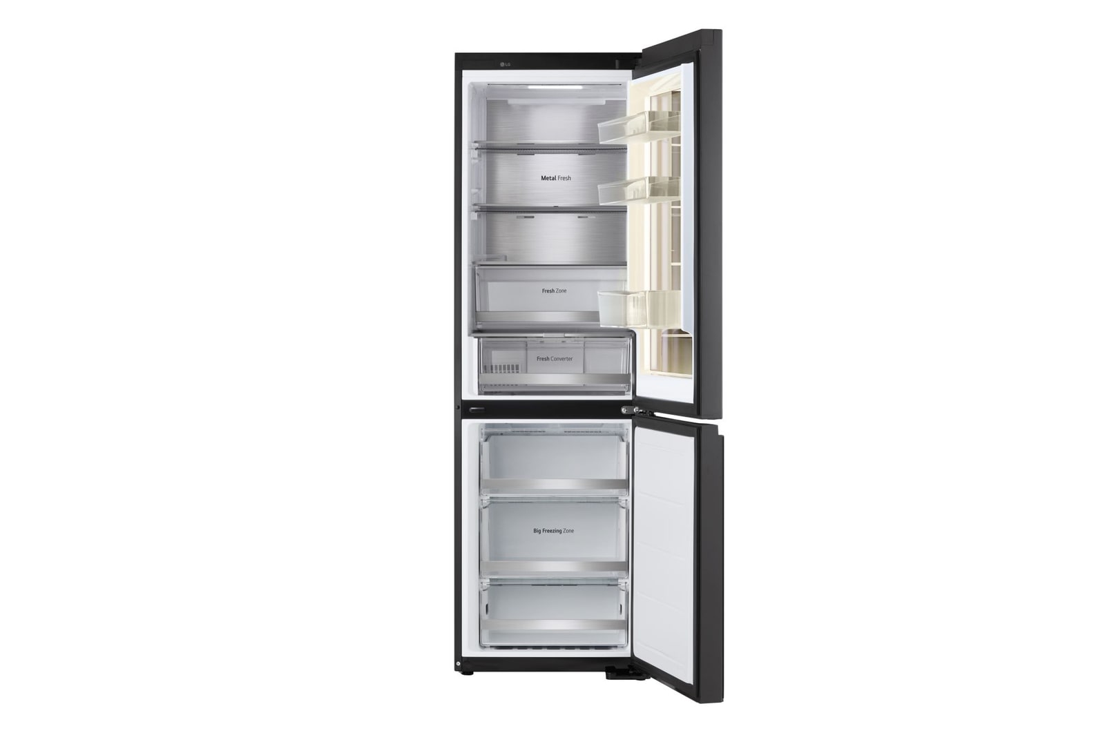 Frigorifero a tre quarti con porta del freezer aperta e InstaView di colore azzurro