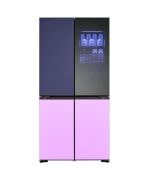 Frigorifero chiuso con porte inferiori di colore rosa e porta superiore e InstaView di colore viola