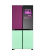 Frigorifero chiuso con porte inferiori di colore verde acqua e porta superiore e InstaView di colore fucsia