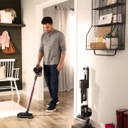 LG CordZero? A9K Ultra | Aspirapolvere Kompressor? 200 W, 120 min | 4 spazzole + 4 accessori, Wi-Fi | Nero, A9K-ULTRA1B