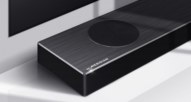 Ogni estremità sinistra delle 1 soundbar