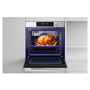 Foto frontale del forno aperto LG WSED7612S