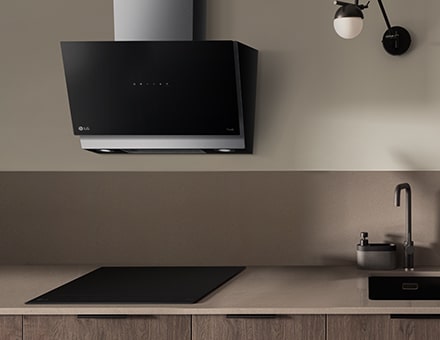 Immagine del piano cottura installato in una cucina moderna.
