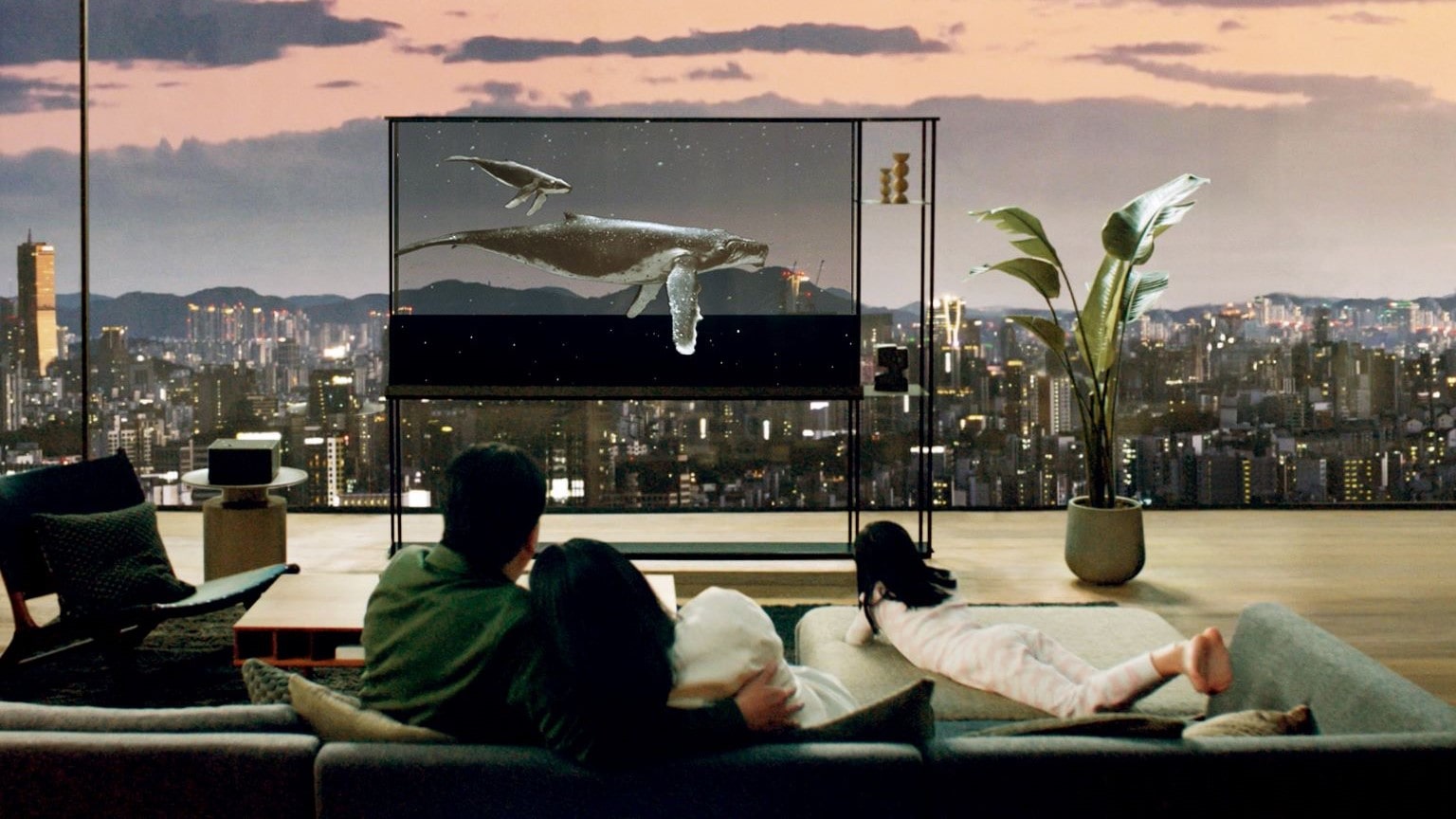 LG SIGNATURE OLED T, il primo TV OLED 4K trasparente e wireless 