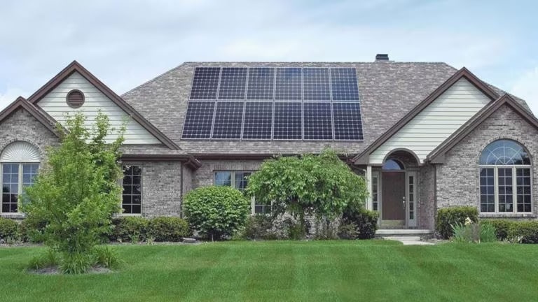 /it/images/lg-magazine/immagini-evidenza-tranche-1/768x432px/fotovoltaico_list.jpg