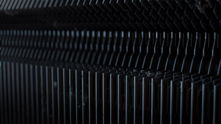 LG airconditioner met Freeze Cleaning-functie die bevriest, smelt en droogt om vuil en bacteri?n te verwijderen voor grondige reiniging.