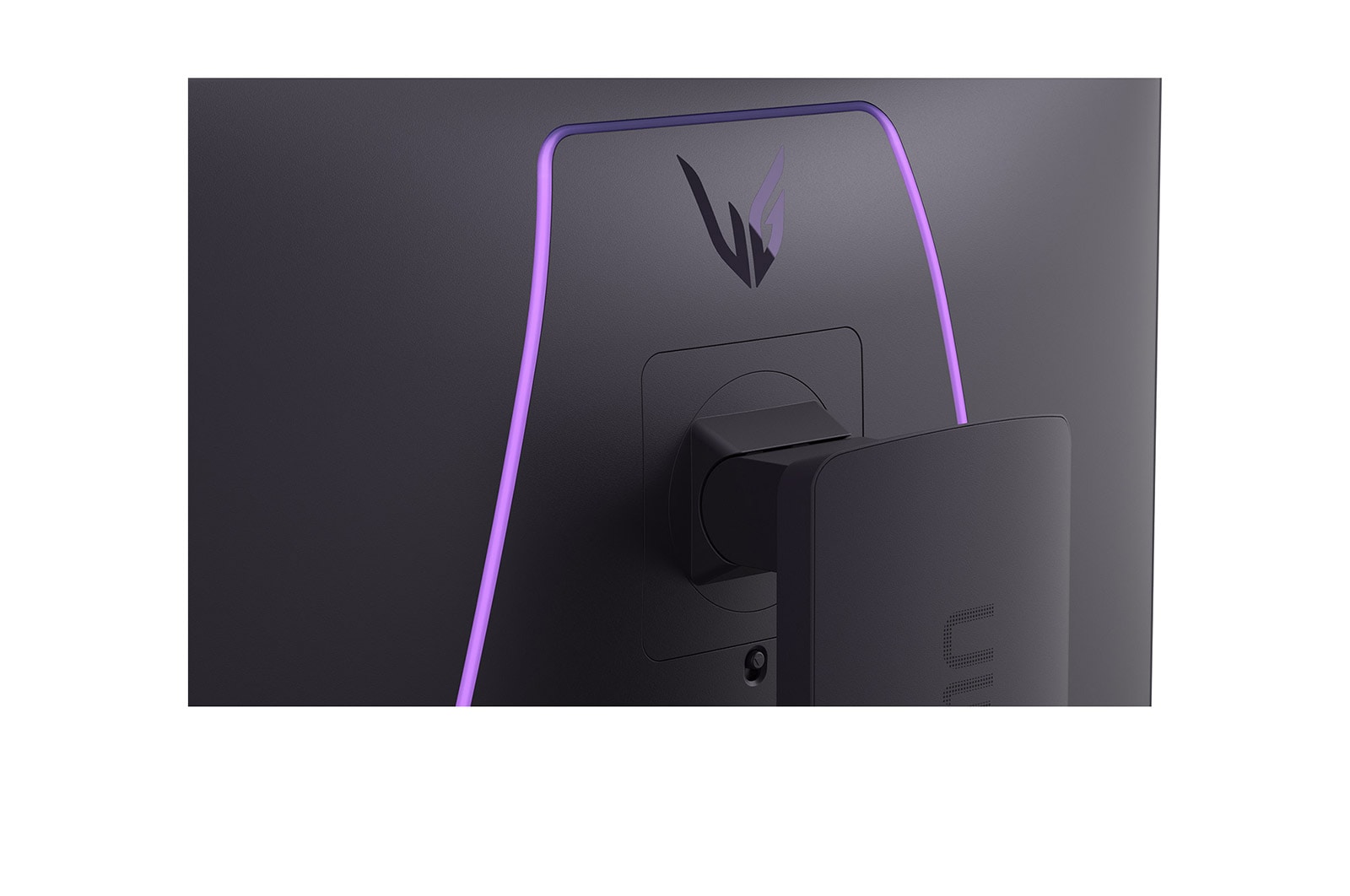 LEDアクセント點燈時のモニターの背面のクローズアップ