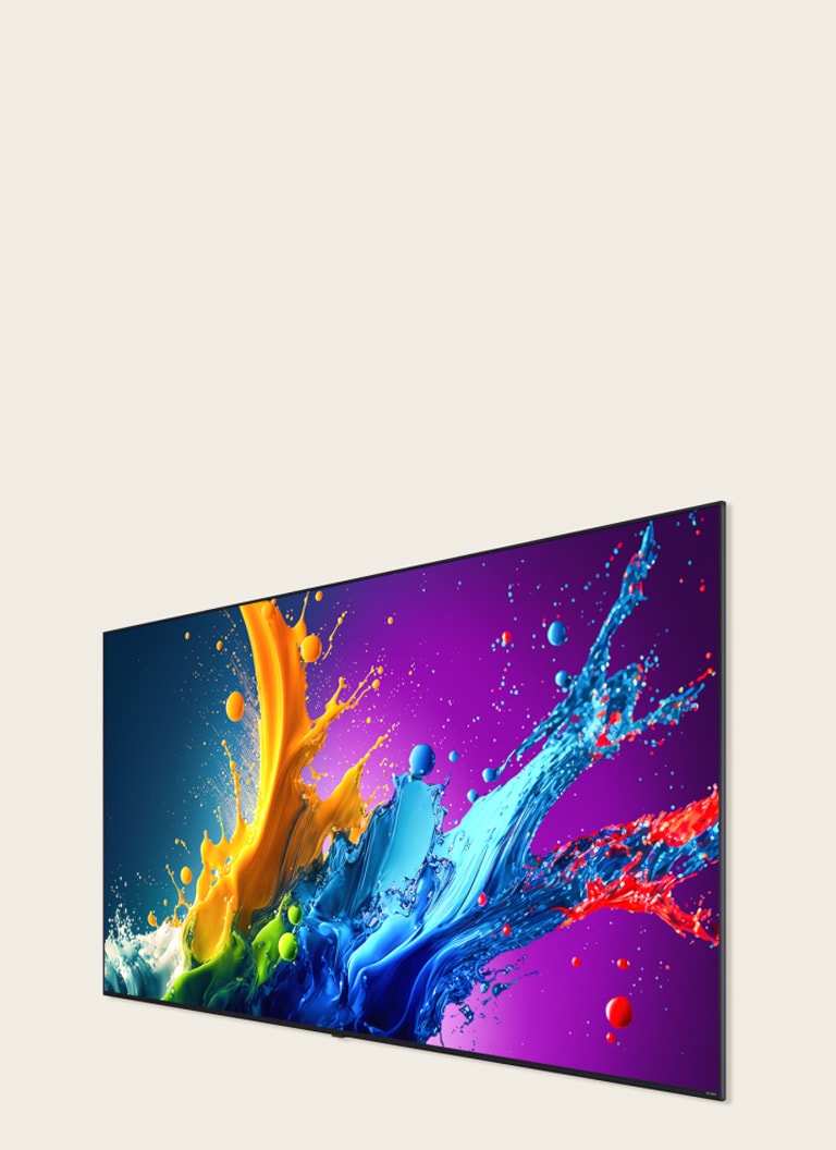 écran LG QNED80 présentant une ?uvre d'art colorée.
