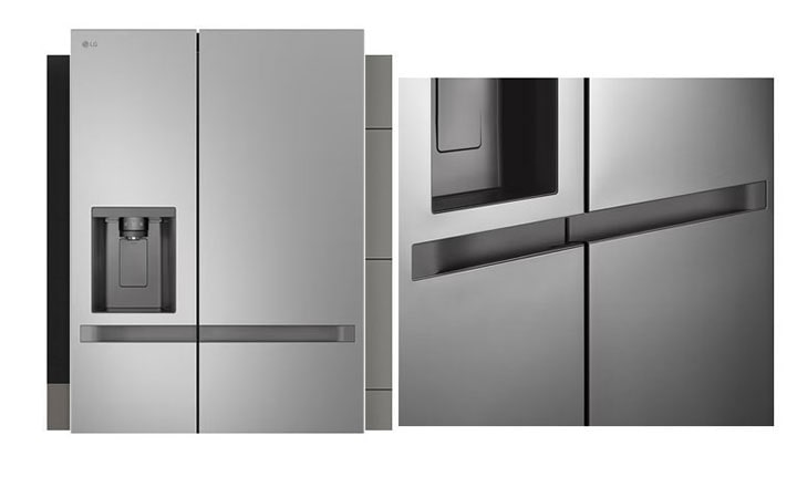 De koelkast met zwart luxe interieur is ge?nstalleerd om het totale productontwerp in de keuken tot uitdrukking te brengen.