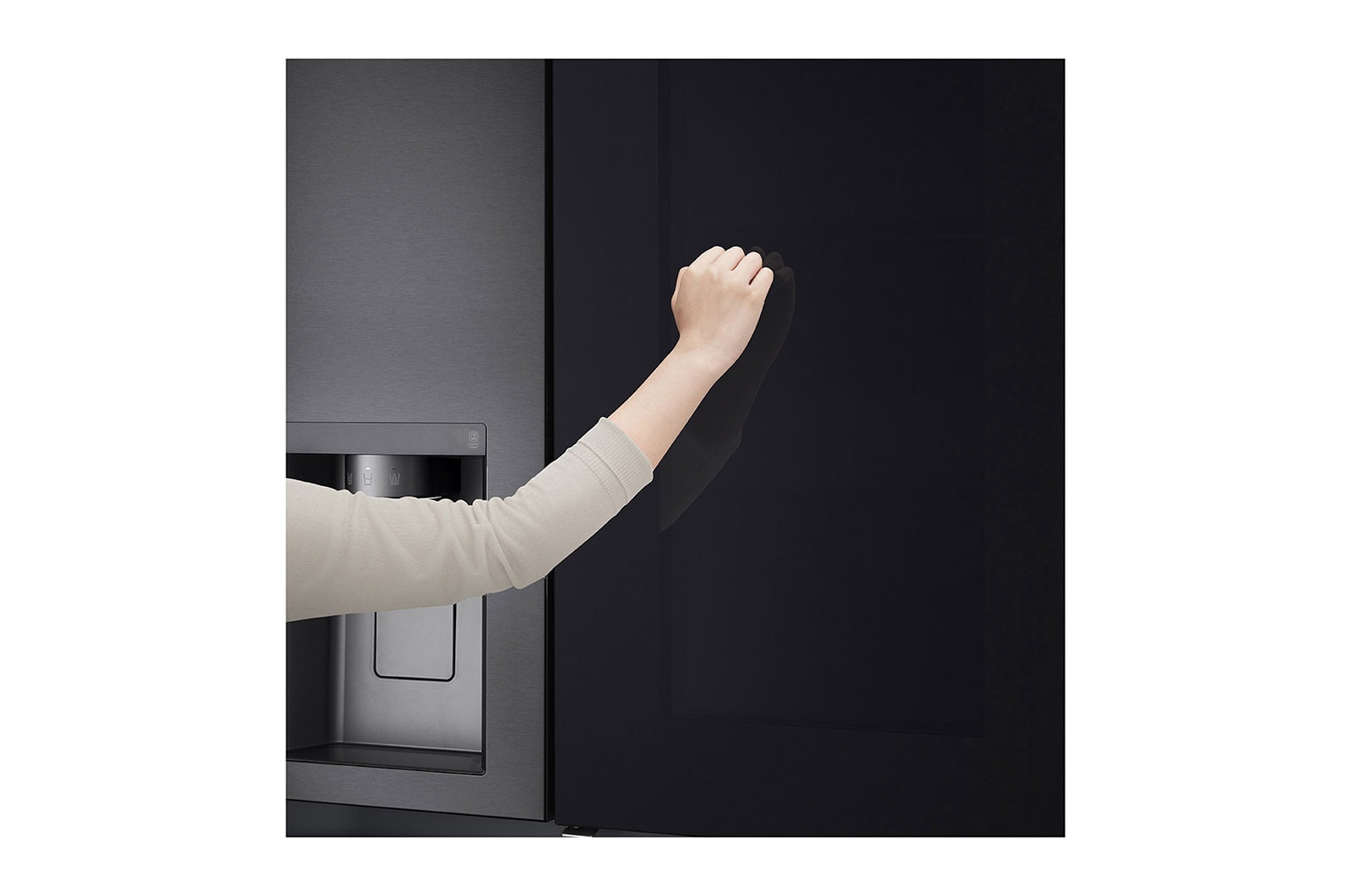 LG Refrigeradora Side By Side 23.8p? (Net) / 22.4p? (Gross) ThinQ? Door-in-Door? Craft Ice? Negro Mate, VS25XHWCB