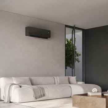 Nowoczesny salon z klimatyzatorem LG na ?cianie