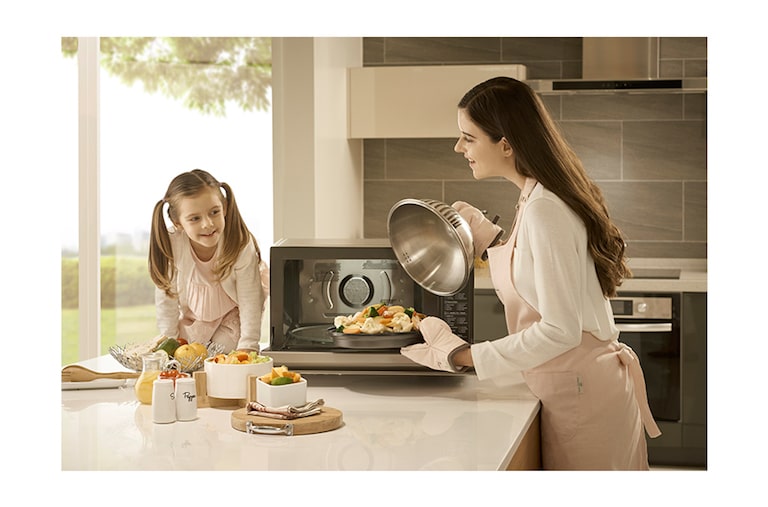 LG Micro-ondas de convec??o LG NeoChef? MJ3965ACS, 39 litros, 1100 W, Smart Inverter, EasyClean?, inox, MJ3965ACS