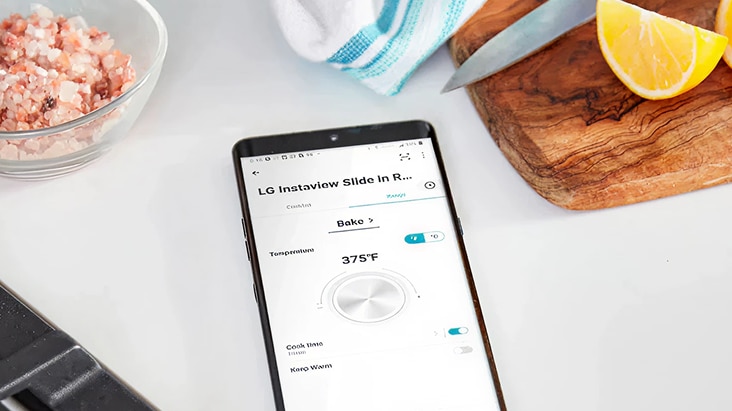 ?????? ????? ???? ????? LG ThinQ ???? ????? ?? ??? LG InstaView Slide-In Range? ??? ???? ????? ?????? ?????? ?? ??????.