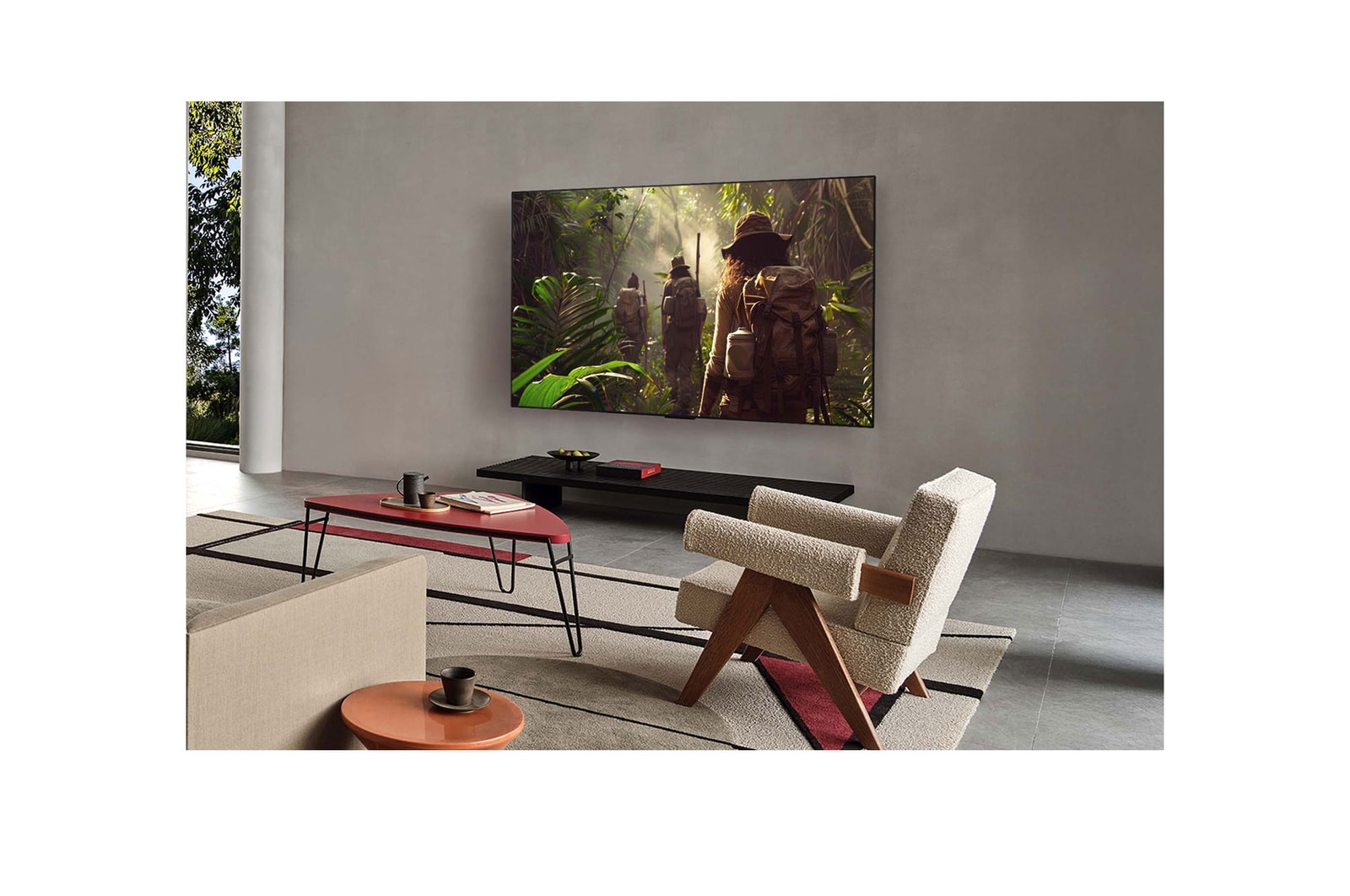 LG AI Magic Remote med AI-knappen markerad. Runt den visas de olika funktionerna som en anv?ndare kan komma ?t fr?n knappen. AI Voice ID, AI Search, AI Chatbot, AI Concierge, AI Picture Wizard, AI Sound Wizard. Texten f?rklarar att LG AI Magic Remote kompletterar din AI-upplevelse med en dedikerad AI-knapp och kan anv?ndas som en virtuell mus. Peka och klicka.