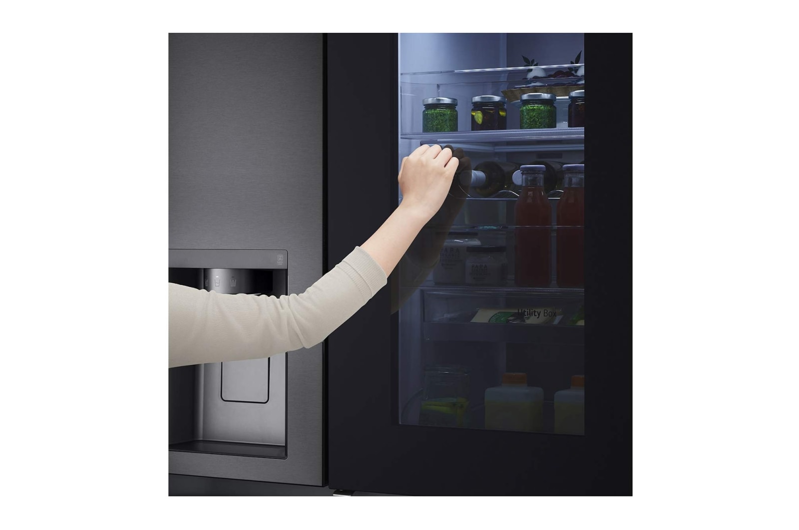 LG 635L InstaView Door in Door? Side by Side (Matte Black Steel), Energiklass E, Vatten/is via r?ranslutning, Smart Diagnosis? med Wi-Fi, GSXV90MCAE