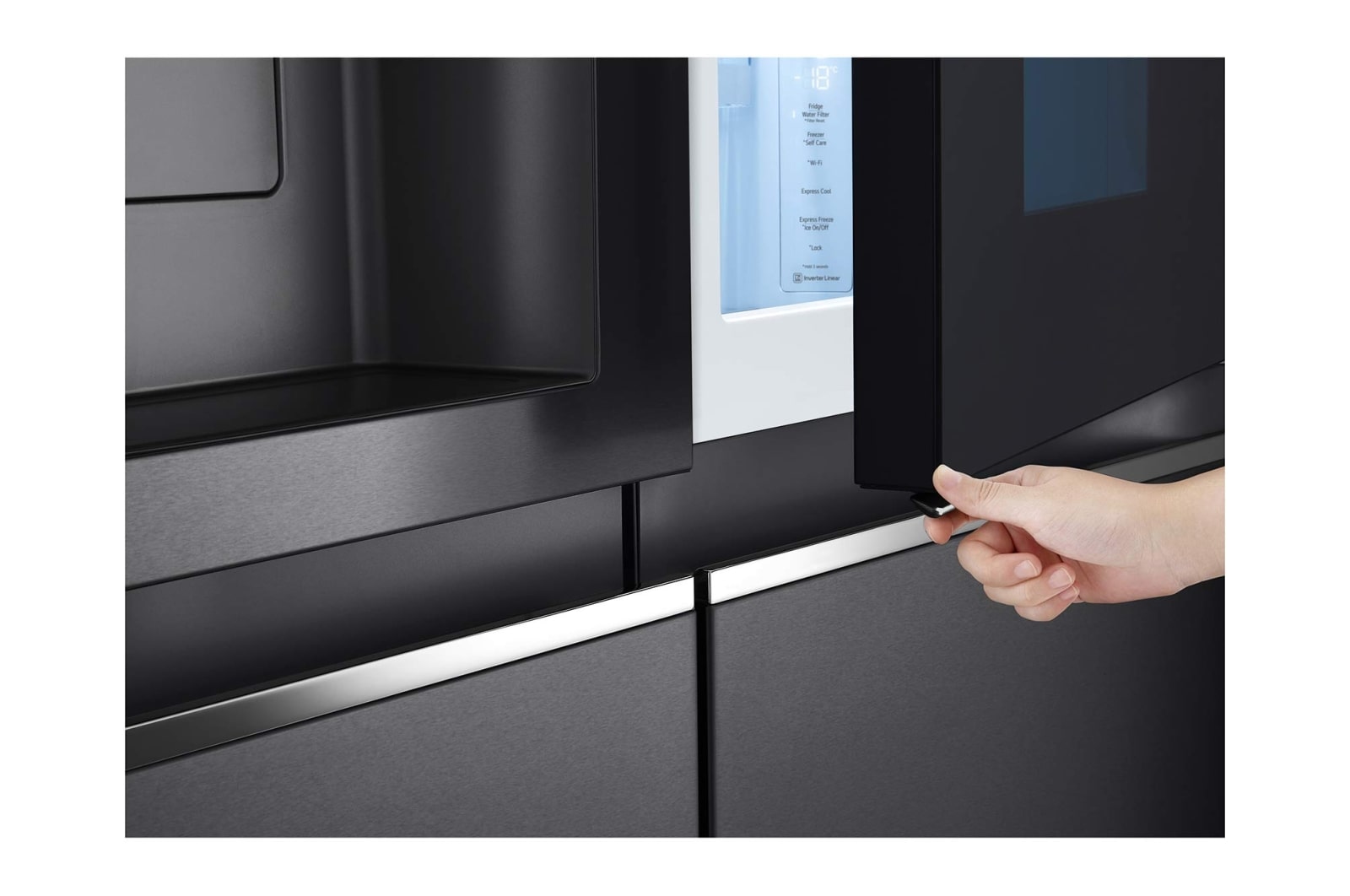 LG 635L InstaView Door in Door? Side by Side (Matte Black Steel), Energiklass E, Vatten/is via r?ranslutning, Smart Diagnosis? med Wi-Fi, GSXV90MCAE
